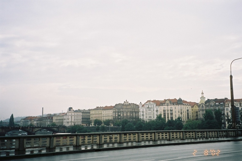 F1060007