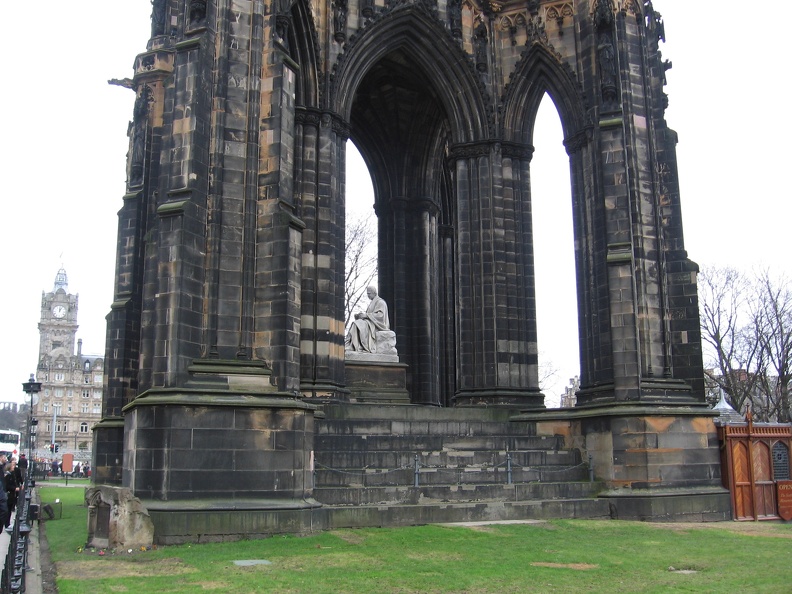 Edinburgh 650