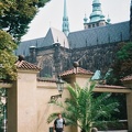 F1020005