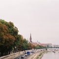 F1000016