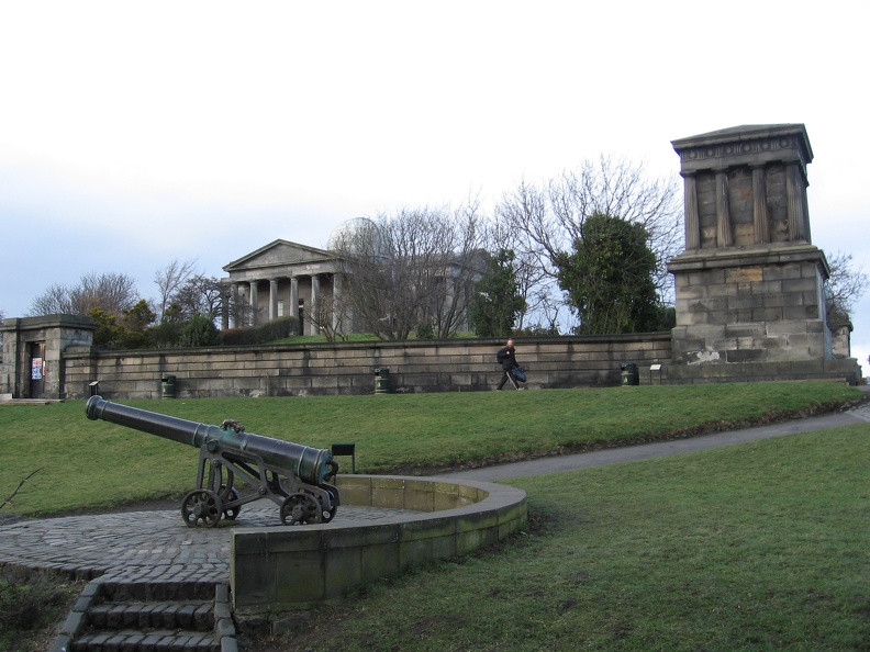 Edinburgh 407