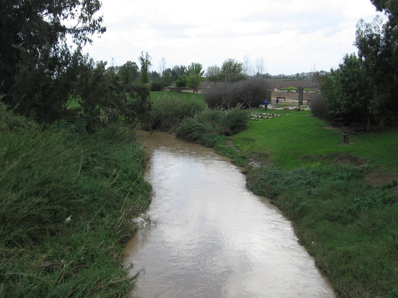 Alexander Stream 024