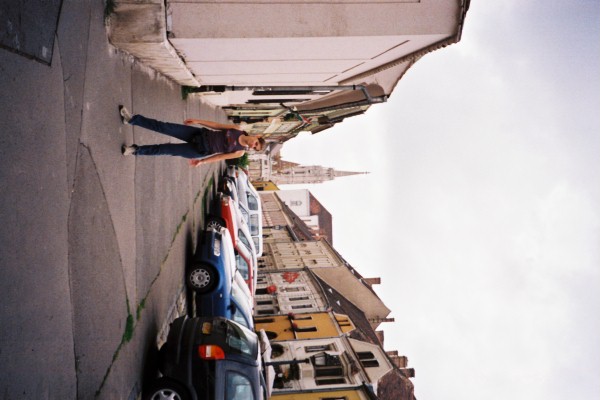 F1030020