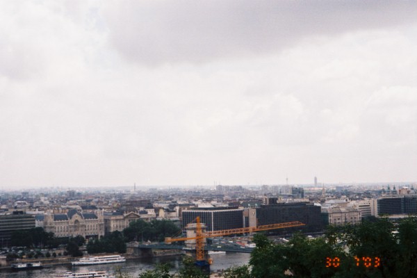F1030033