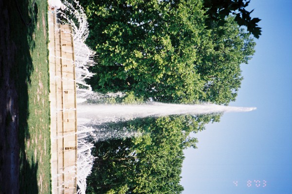 F1050003