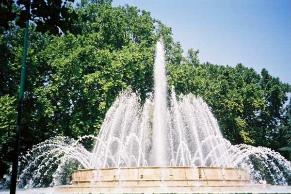 F1050005